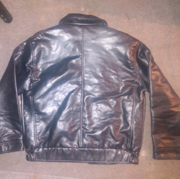 Brand new leather jacket, beautiful jacket never worn made by V high end leather - Picture 2 of 4